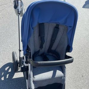 Stroller with bassinet attachment